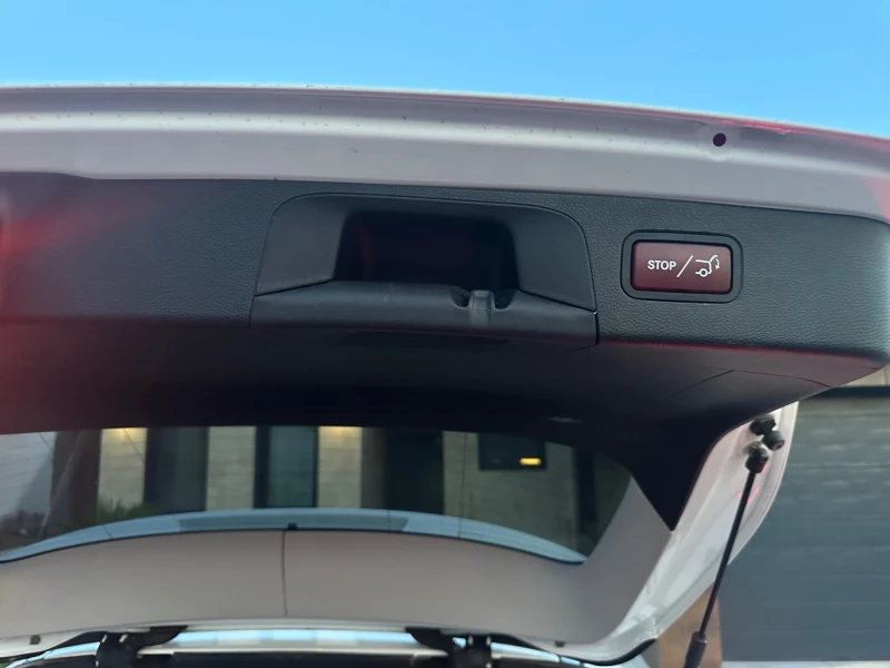 Mercedes-Benz GLC 250 d, снимка 11 - Автомобили и джипове - 51253379