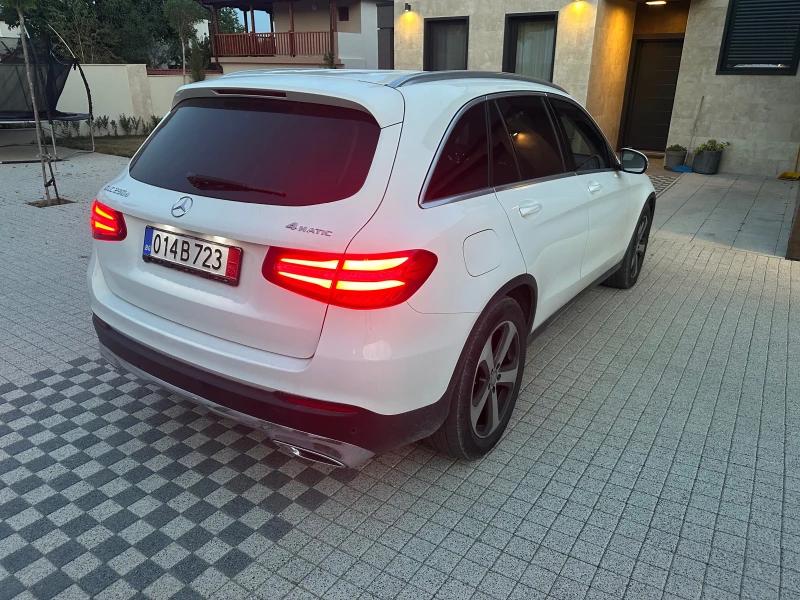 Mercedes-Benz GLC 250 d, снимка 3 - Автомобили и джипове - 51253379