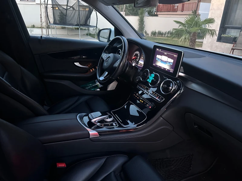 Mercedes-Benz GLC 250 d, снимка 5 - Автомобили и джипове - 51253379