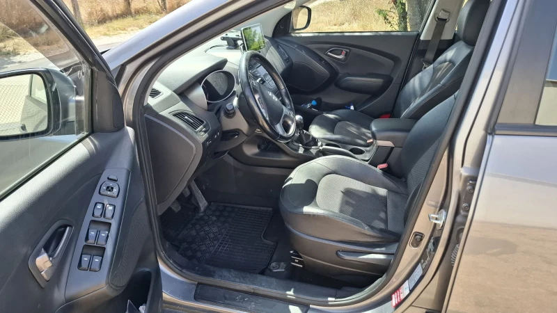 Hyundai IX35 1.7 CRDI facelift, снимка 7 - Автомобили и джипове - 51542992