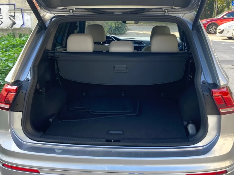 VW Tiguan R-Line 4-Motion, снимка 6 - Автомобили и джипове - 52503691