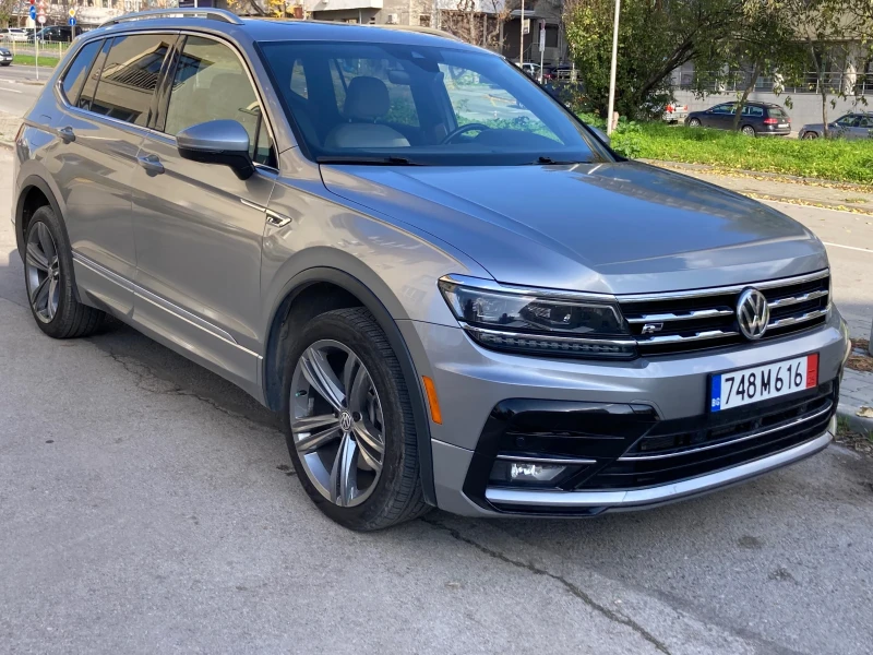VW Tiguan R-Line 4-Motion, снимка 2 - Автомобили и джипове - 52503691