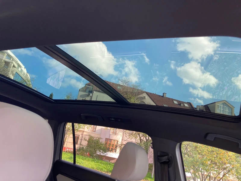 VW Tiguan R-Line 4-Motion, снимка 8 - Автомобили и джипове - 52503691