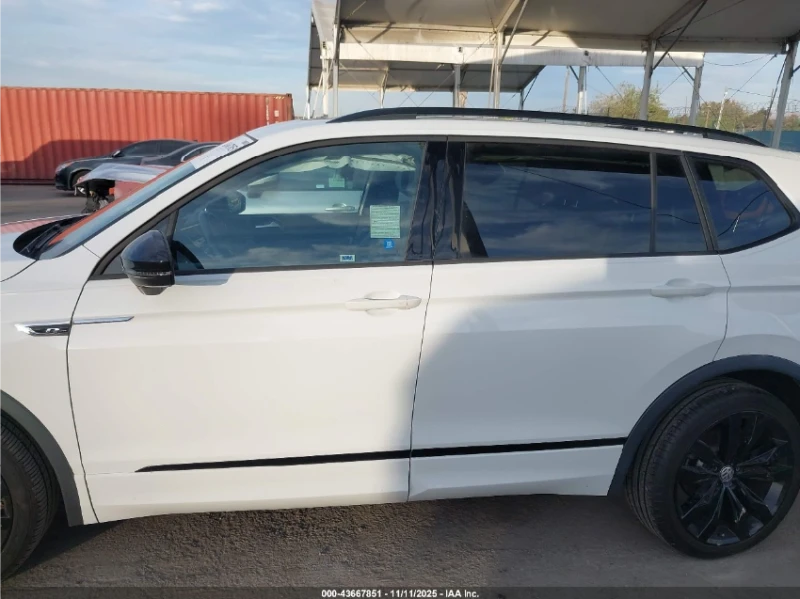 VW Tiguan R-LINE BLACK/2.0T SEL, снимка 4 - Автомобили и джипове - 52858928