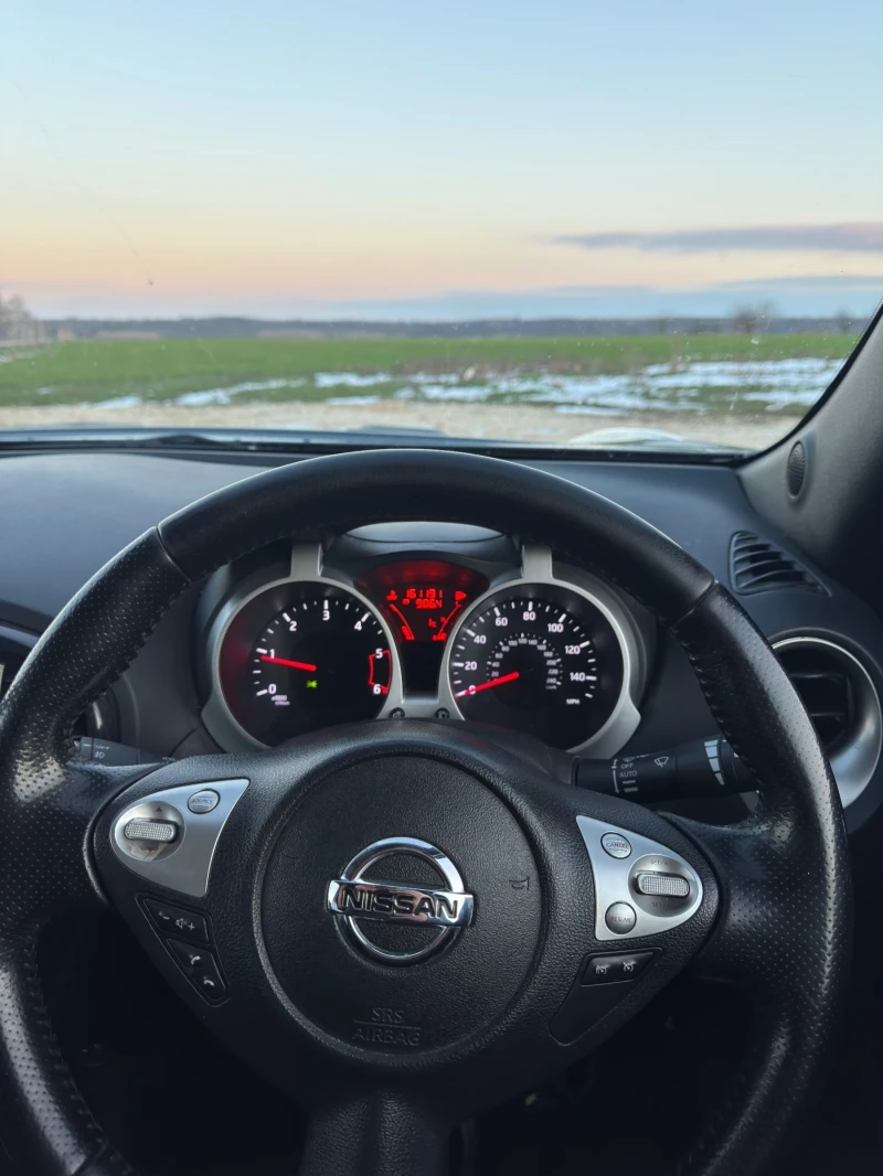 Nissan Juke, снимка 11 - Автомобили и джипове - 52958384