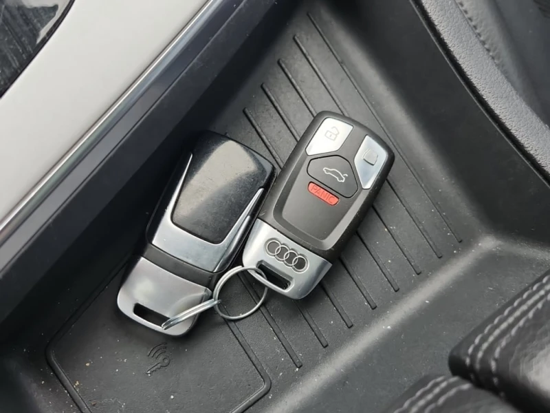 Audi Q7 * TECHNIK * DISTRONIC* ОБДУХВАНЕ* ДВА КЛЮЧА* , снимка 8 - Автомобили и джипове - 53420781