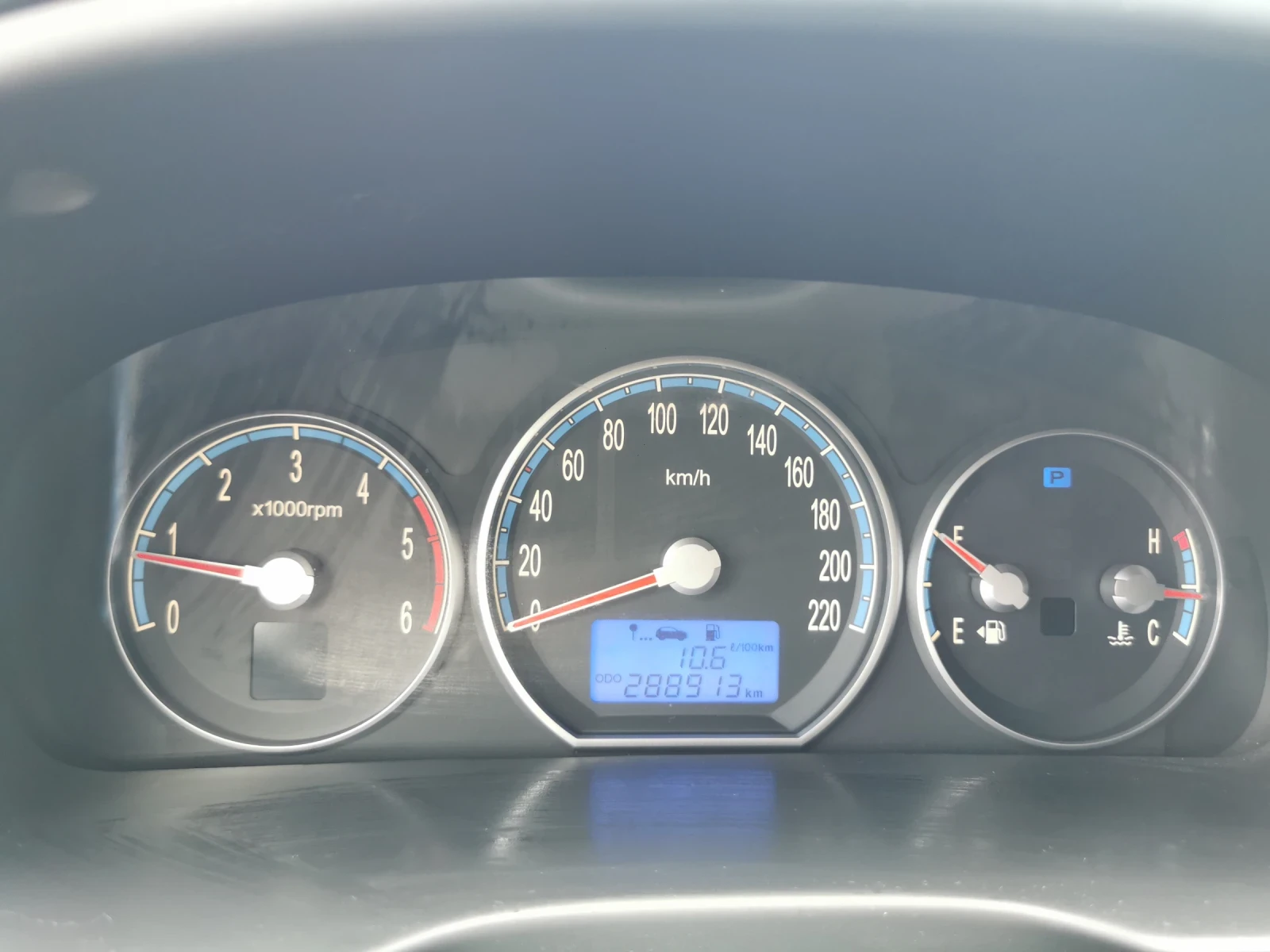 Hyundai Santa fe 2.2 Crdi 4x4 - изображение 10