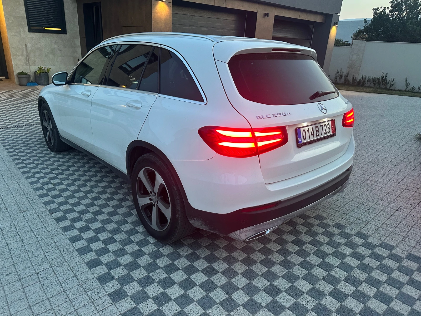 Mercedes-Benz GLC 250 d - изображение 2