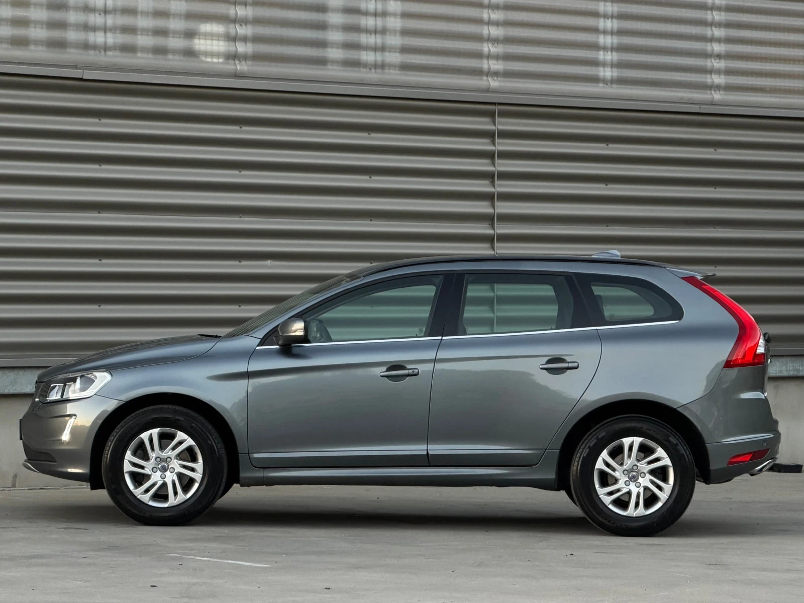 Volvo XC60 D4 190 HP 2017 . 172 000 .  | Mobile.bg   8