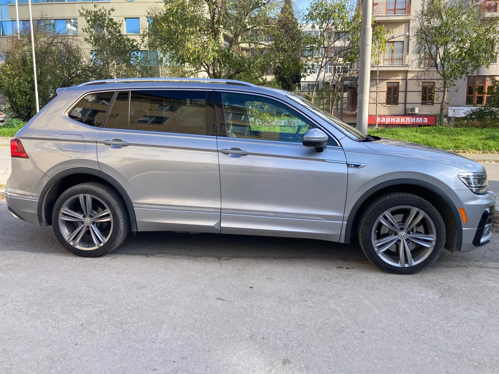 VW Tiguan R-Line 4-Motion | Mobile.bg   3