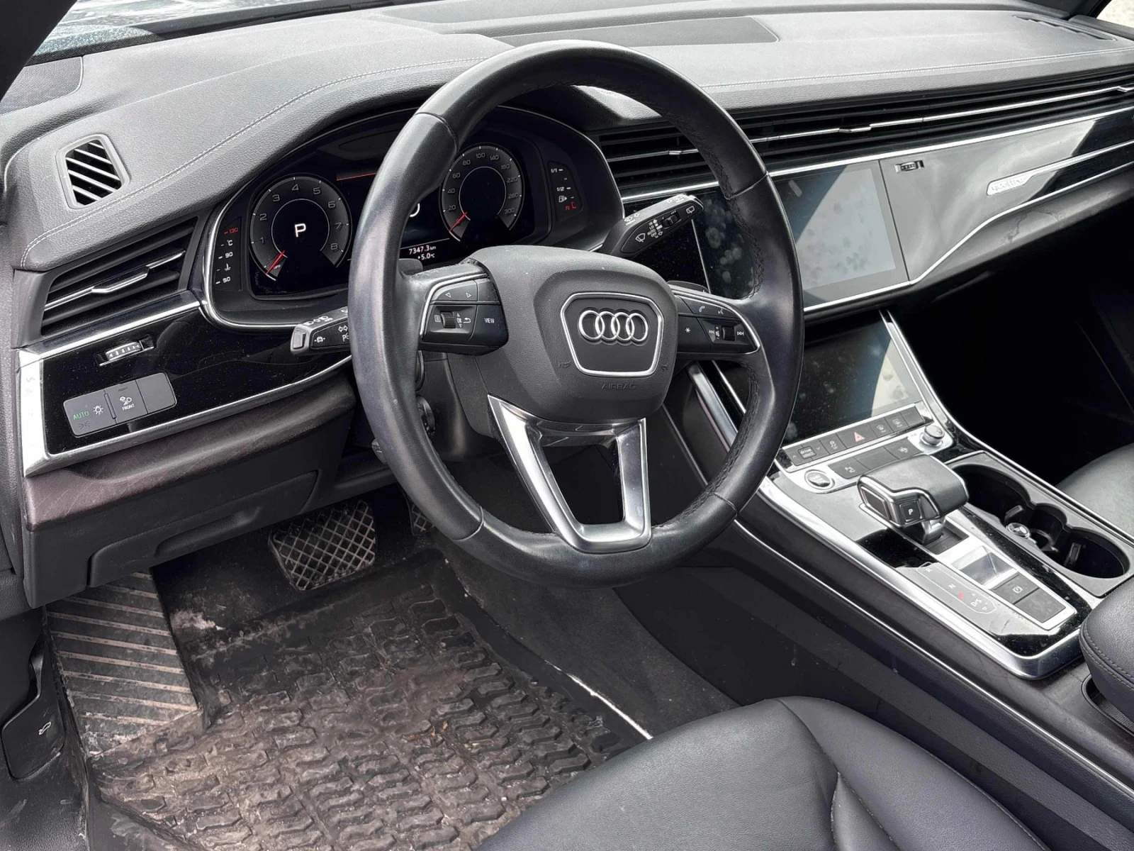 Audi Q7 KOMFORT * CAR FAX * S-LINE * АВТО КРЕДИТ * , снимка 5 - Автомобили и джипове - 54115176