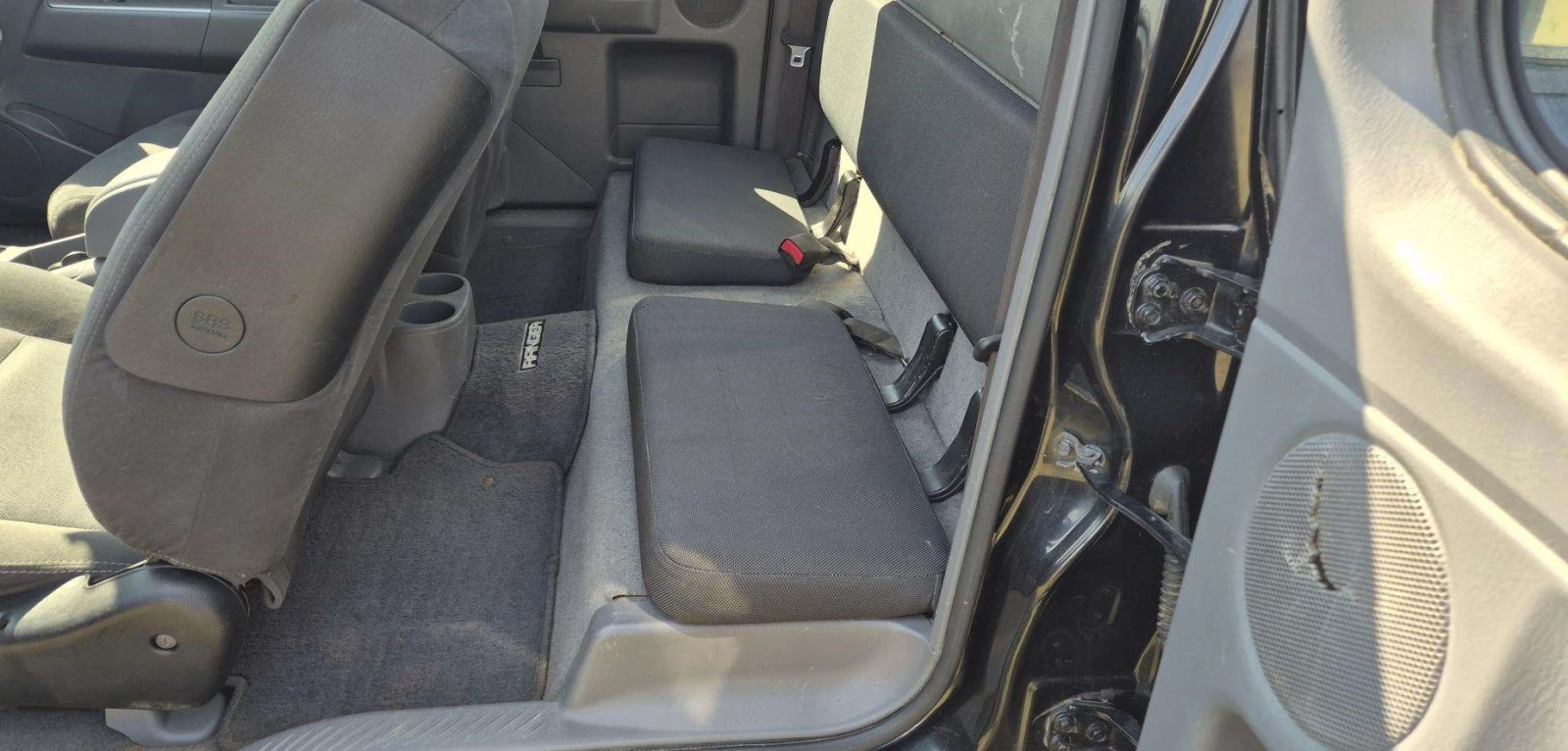 Ford Ranger  2.5tdi-4x4, снимка 11 - Автомобили и джипове - 54194713