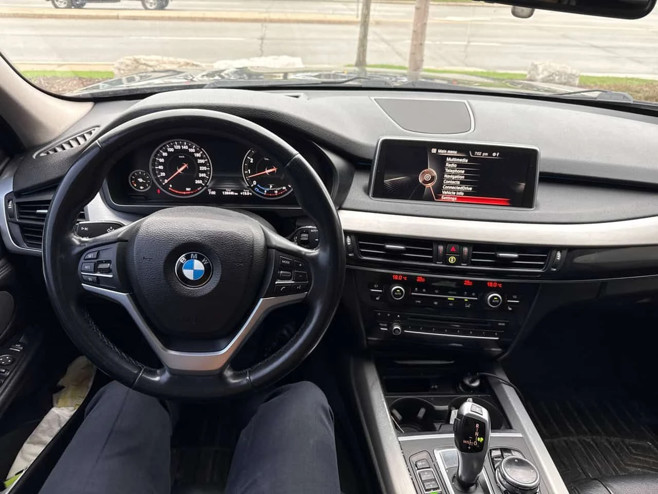 BMW X5 * xDrive35i * PANO* KEYLESS* ПОДГРЕВ* , снимка 9 - Автомобили и джипове - 54237265