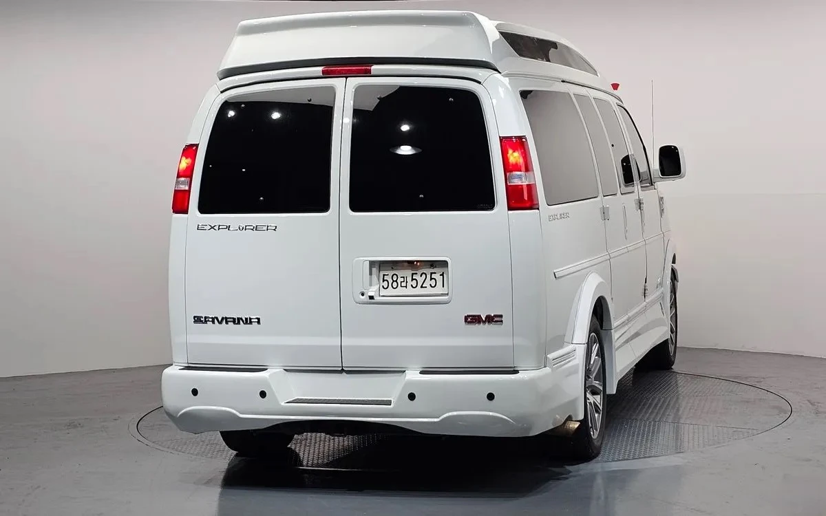 Gmc Savana 6.0 Explorer TV/Масаж/ Подгрев/, снимка 4 - Автомобили и джипове - 54985511