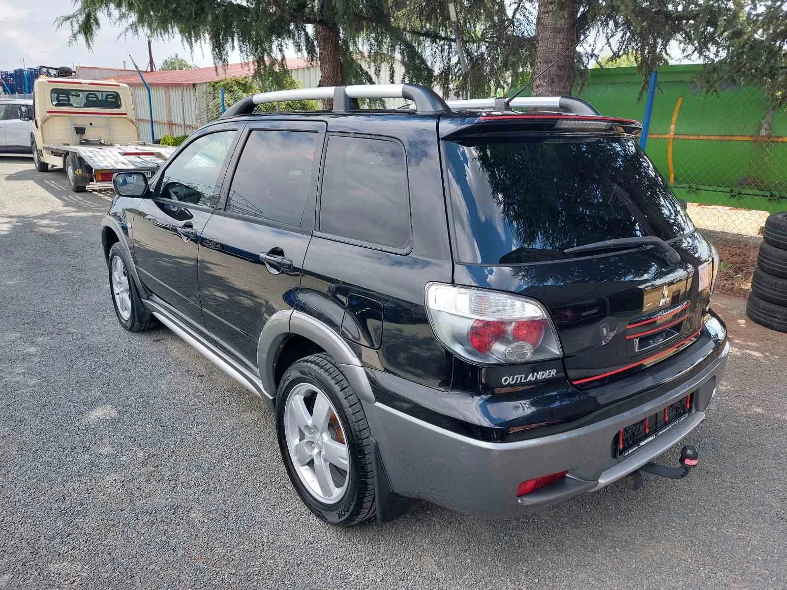 Mitsubishi Outlander 2.0i, 4x4, снимка 4 - Автомобили и джипове - 55222804