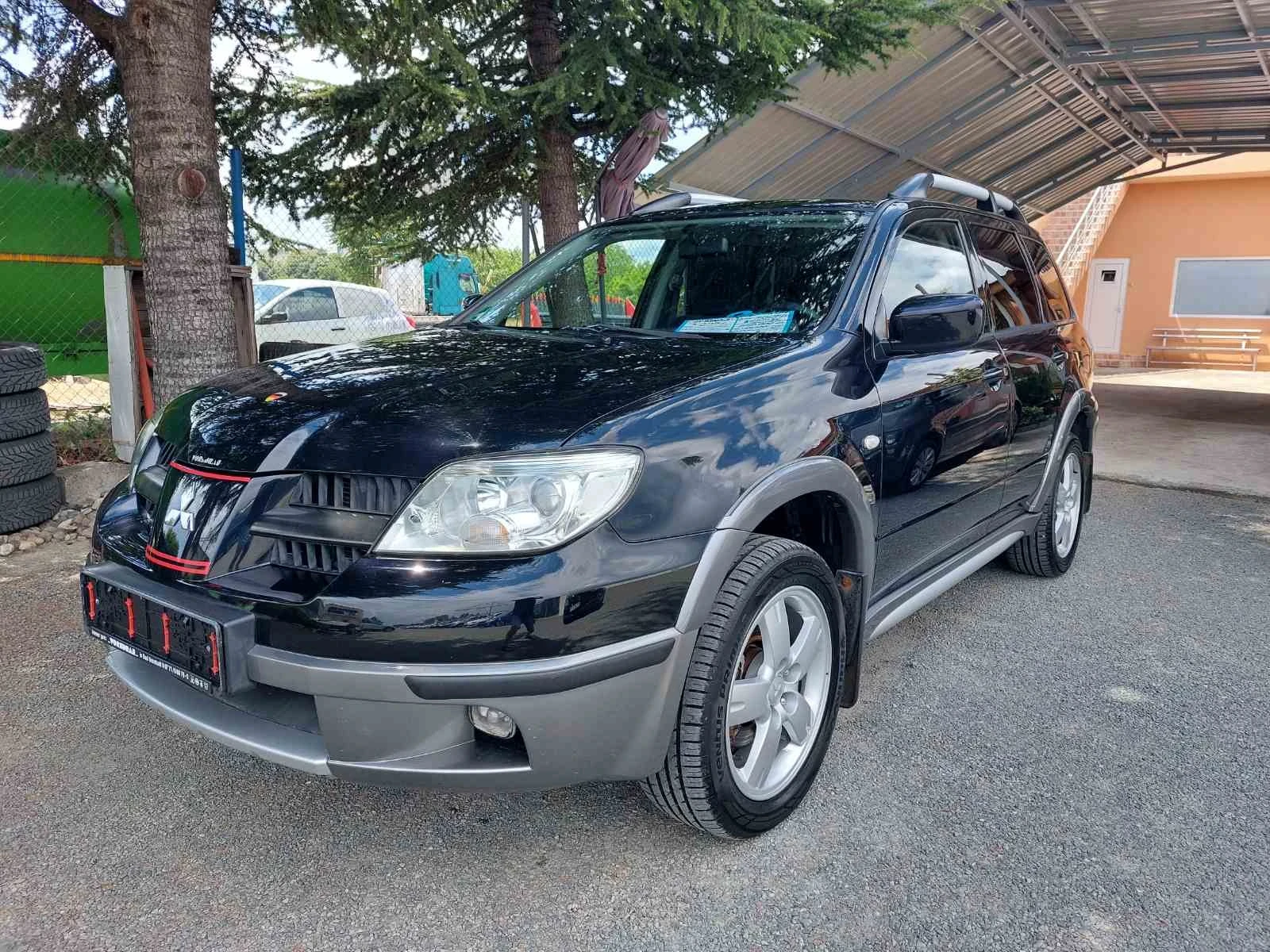 Mitsubishi Outlander 2.0i, 4x4, снимка 3 - Автомобили и джипове - 55222804