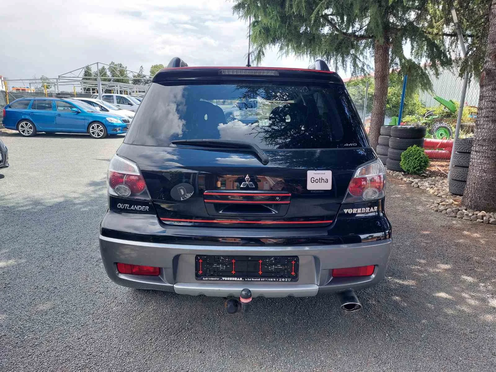 Mitsubishi Outlander 2.0i, 4x4, снимка 14 - Автомобили и джипове - 55222804
