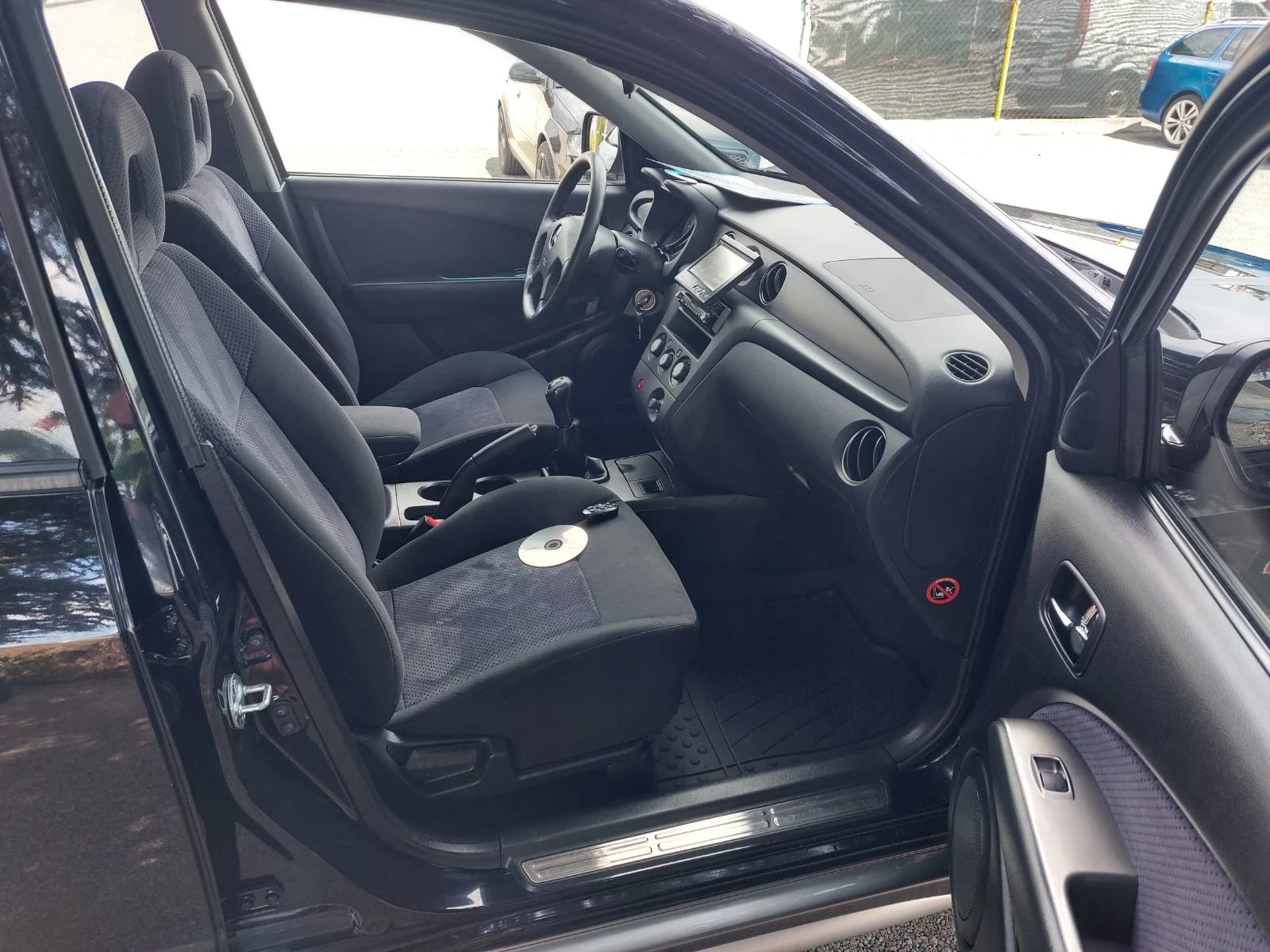 Mitsubishi Outlander 2.0i, 4x4, снимка 16 - Автомобили и джипове - 55222804