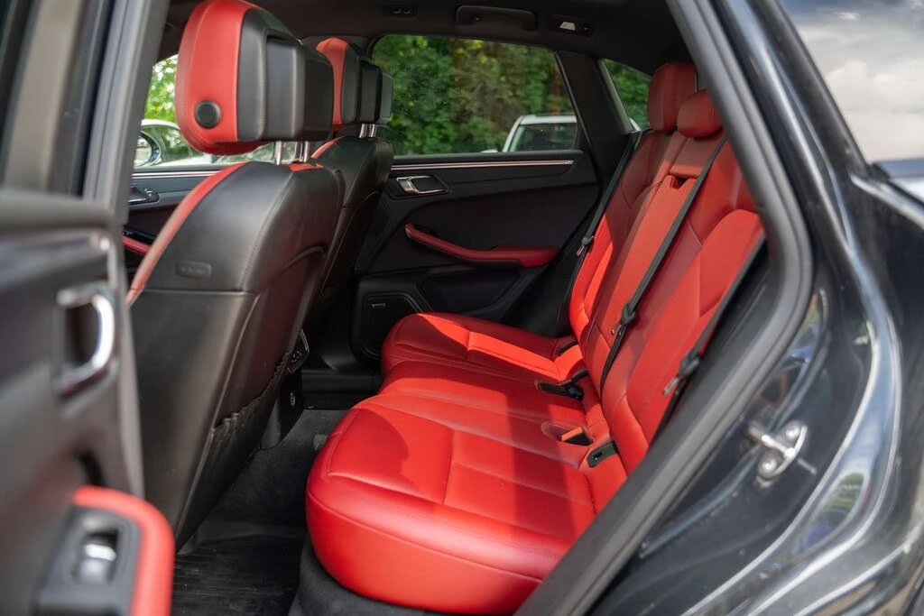 Porsche Macan 2.0T* BOSE* DISTRONIC* ПАНОРАМА* ОБДУХВАНЕ* КАМЕРА, снимка 15 - Автомобили и джипове - 55264291