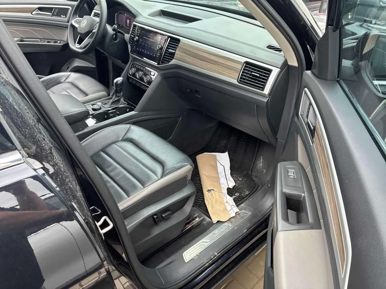 VW Atlas * Highline * ОПЦИЯ ЗА ФИНАНСИРАНЕ * , снимка 14 - Автомобили и джипове - 55481757