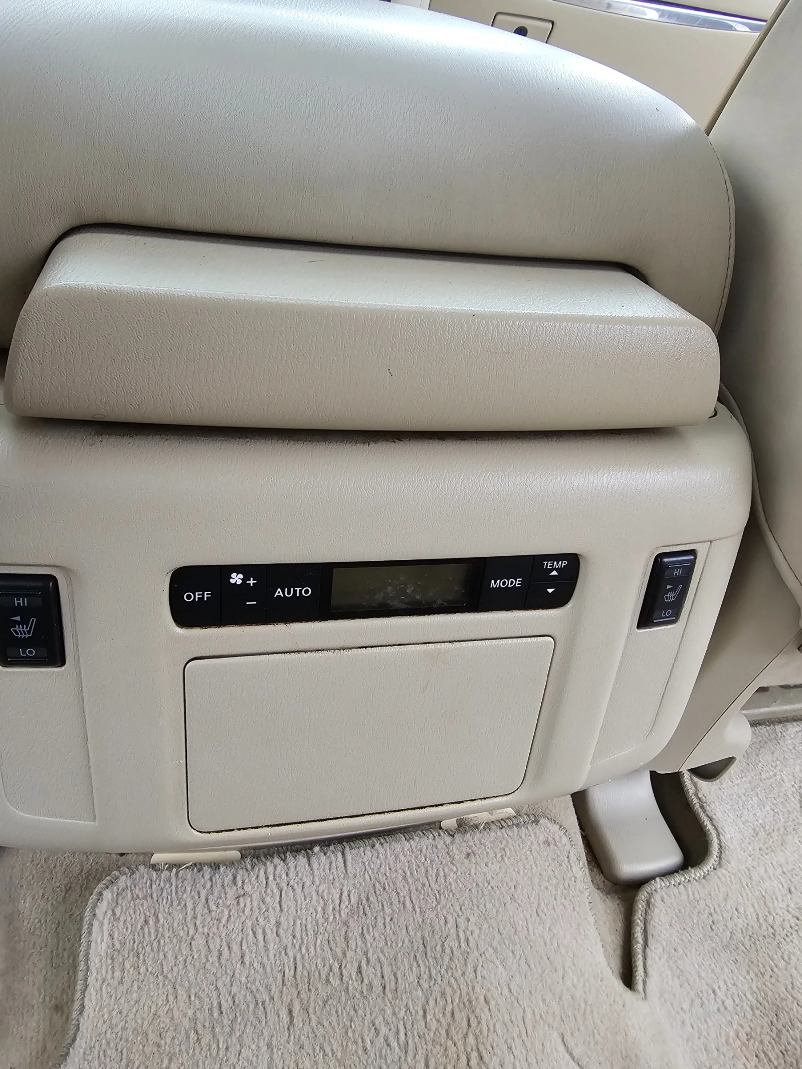 Infiniti QX56, снимка 11 - Автомобили и джипове - 55706779
