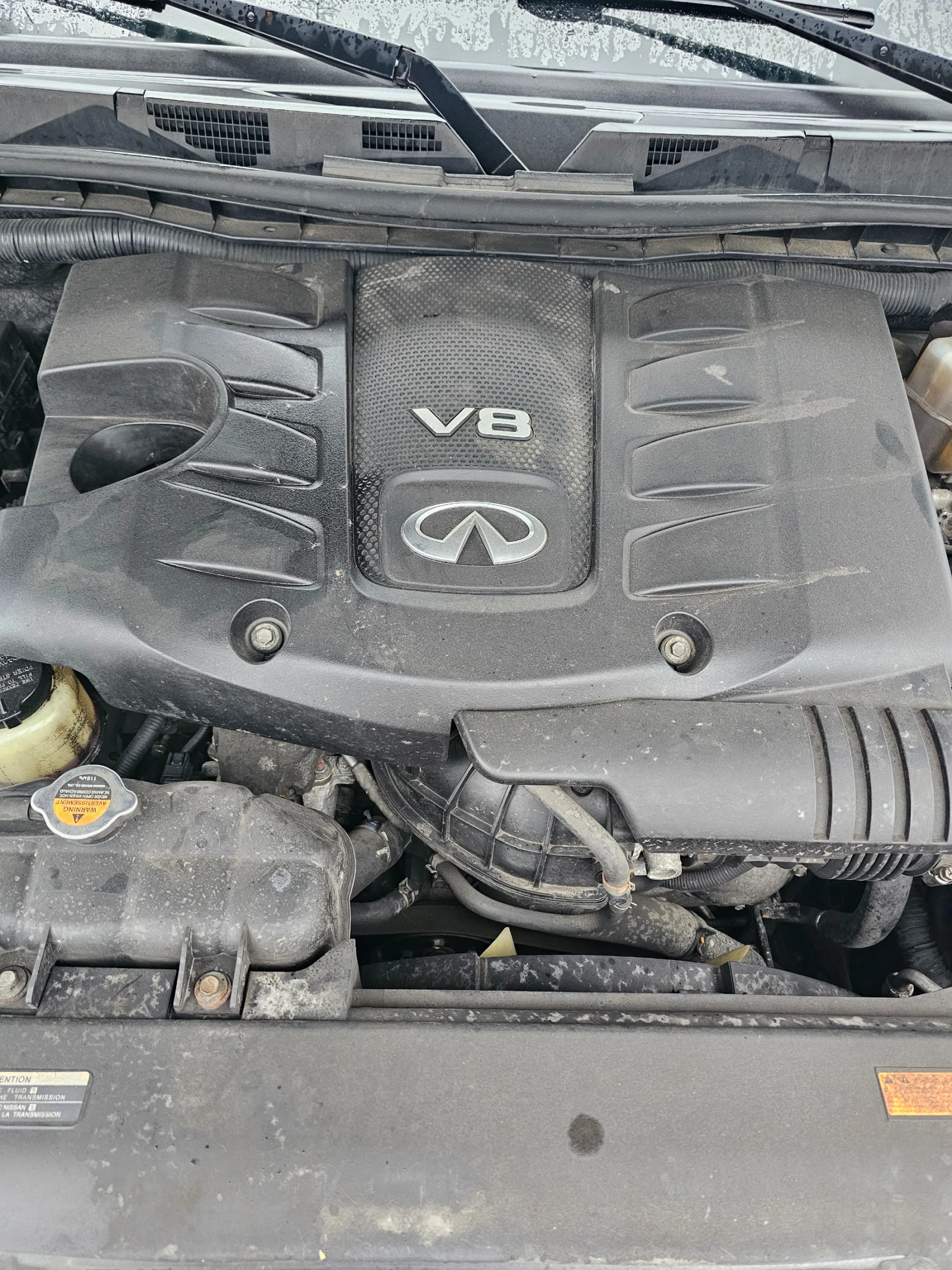 Infiniti QX56, снимка 8 - Автомобили и джипове - 55706779