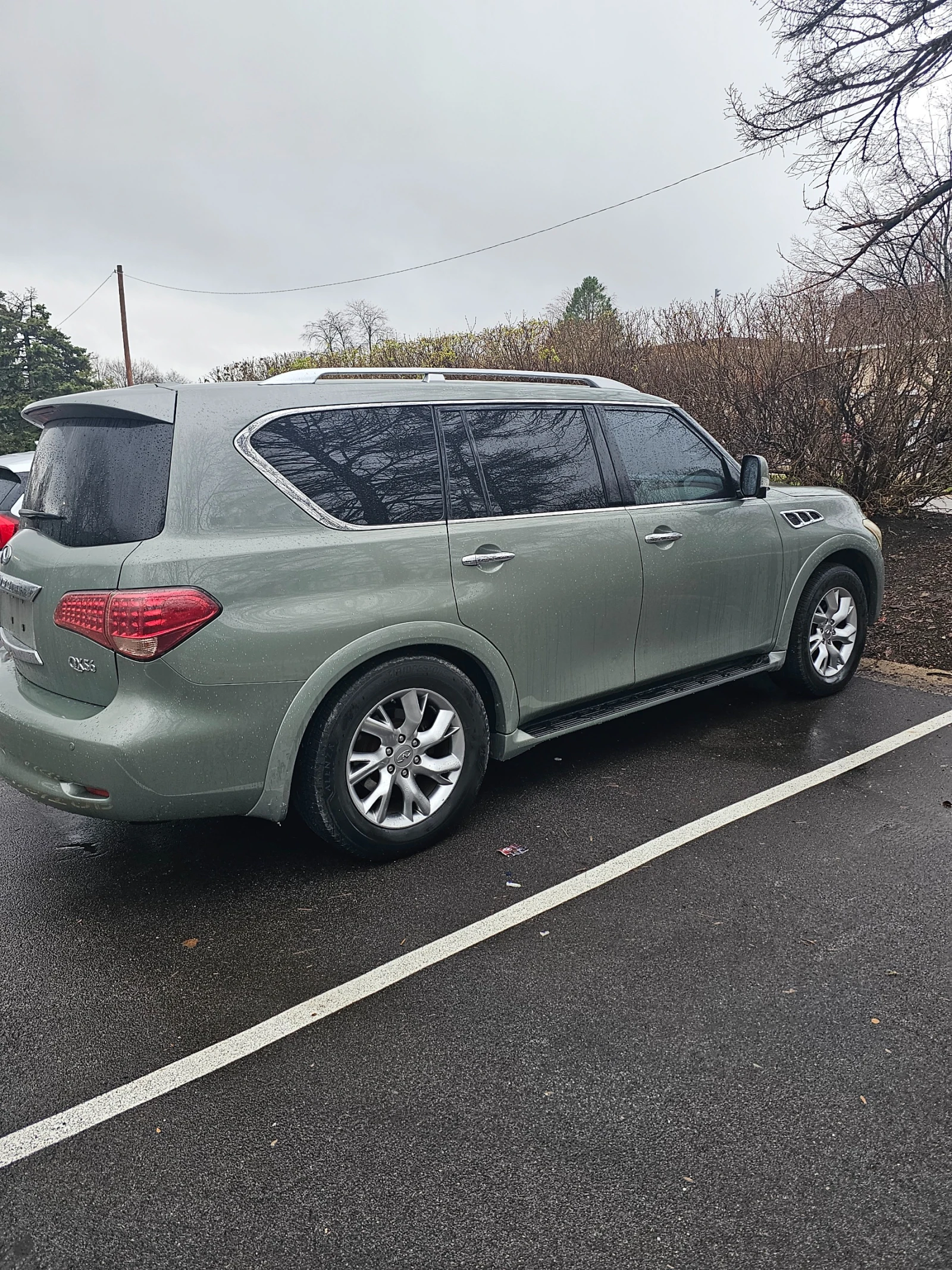 Infiniti QX56, снимка 5 - Автомобили и джипове - 55706779