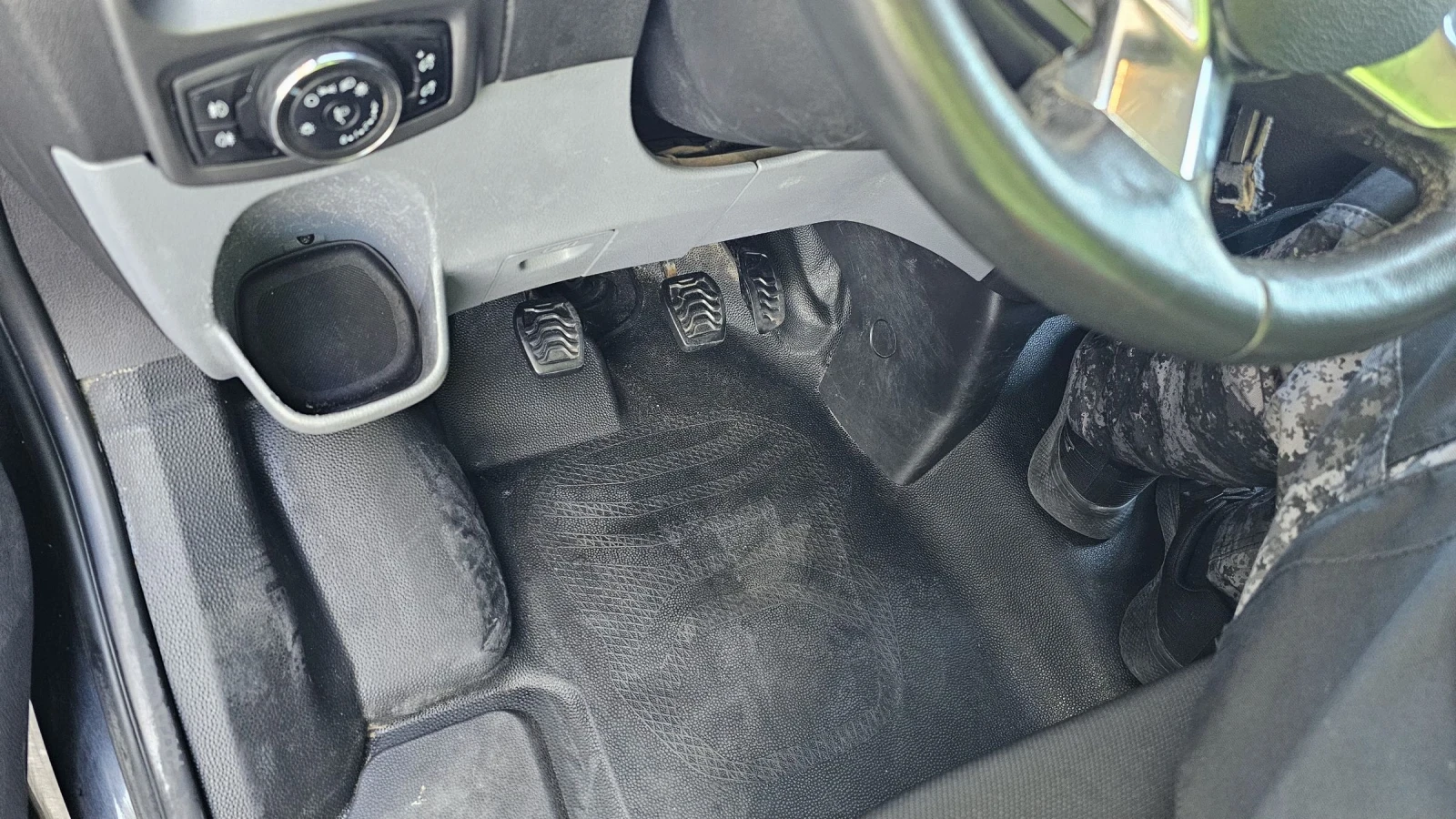 Ford Transit 2.2.TDCI-125 К.С-ДВЕ СТРАНИЧНИ ВРАТИ-КЛИМА - изображение 10