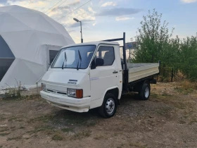  Nissan Trade