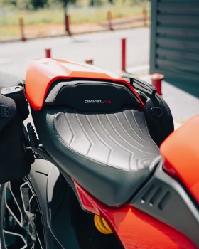 Ducati Diavel V4 | Mobile.bg    11