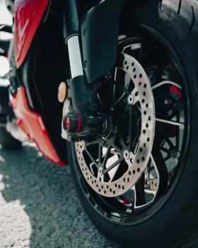 Ducati Diavel V4 | Mobile.bg    14