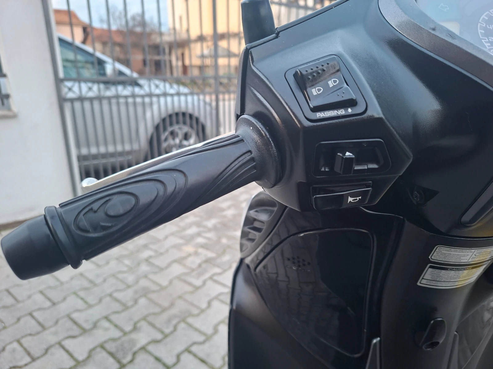 Kymco People One 125 - изображение 8