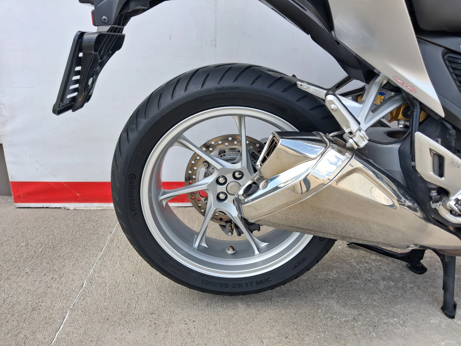 Honda Vfr 1200F ABS, снимка 13 - Мотоциклети и мототехника - 54556006