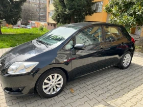 Toyota Auris, снимка 2