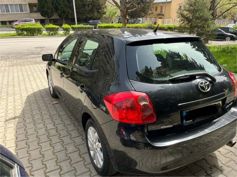 Toyota Auris, снимка 4 - Автомобили и джипове - 46931226