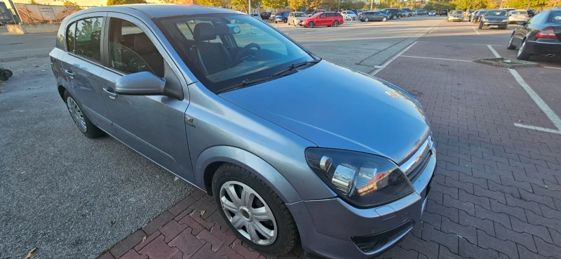 Opel Astra, снимка 1 - Автомобили и джипове - 47681495