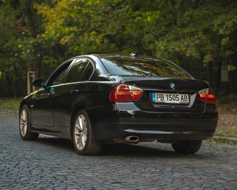 BMW 318 e90 автомат , снимка 6 - Автомобили и джипове - 47766005