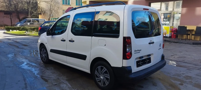 Citroen Berlingo 1.6i-98к.с, снимка 7 - Автомобили и джипове - 48381745