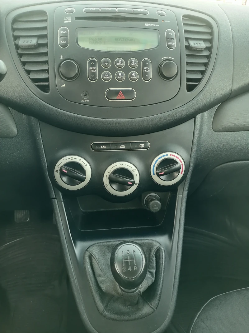 Hyundai I10 1.1 газ, снимка 8 - Автомобили и джипове - 48645756