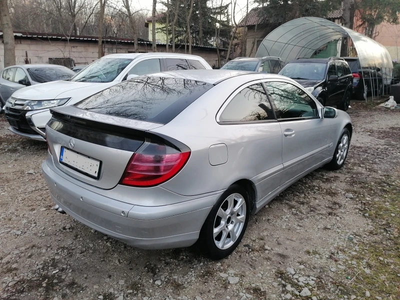 Mercedes-Benz C 220, снимка 4 - Автомобили и джипове - 49148208