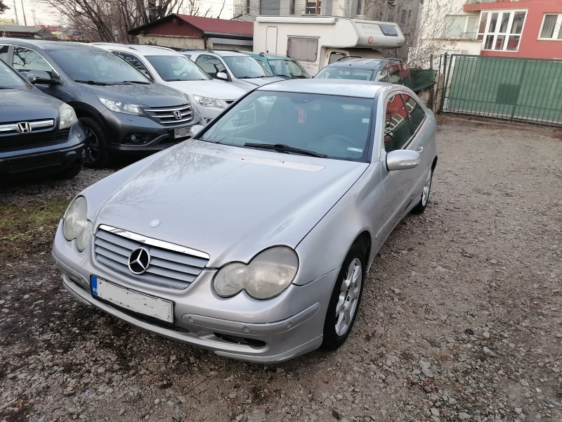 Mercedes-Benz C 220, снимка 1 - Автомобили и джипове - 49148208