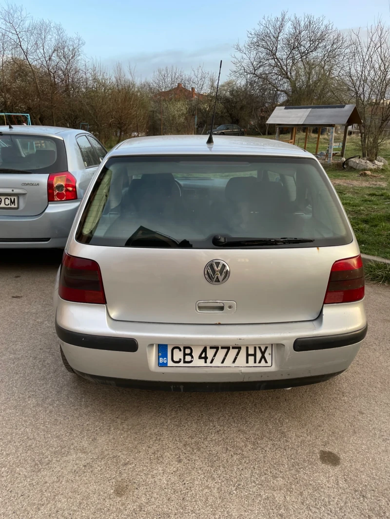 VW Golf, снимка 2 - Автомобили и джипове - 49508388