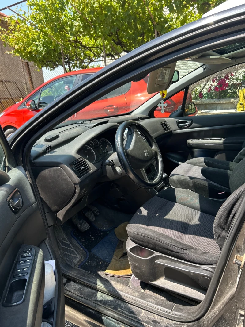 Peugeot 307 diesel, снимка 10 - Автомобили и джипове - 52180722