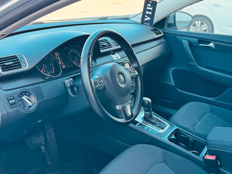 VW Passat, снимка 11 - Автомобили и джипове - 51823212