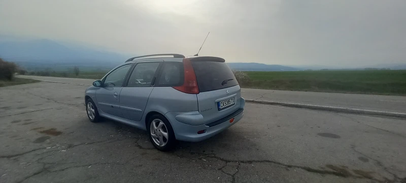 Peugeot 206, снимка 2 - Автомобили и джипове - 52675955