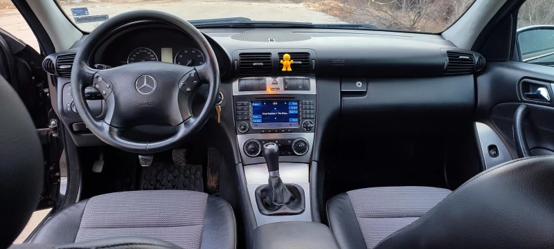 Mercedes-Benz C 230, снимка 4 - Автомобили и джипове - 52505902