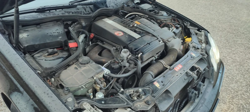Mercedes-Benz C 230, снимка 6 - Автомобили и джипове - 52505902