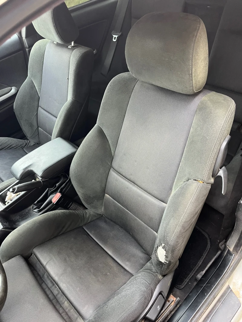 BMW 318 318 CI , снимка 7 - Автомобили и джипове - 52575738