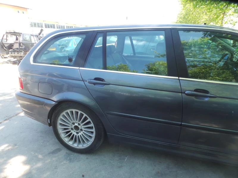 BMW 330, снимка 7 - Автомобили и джипове - 47850572