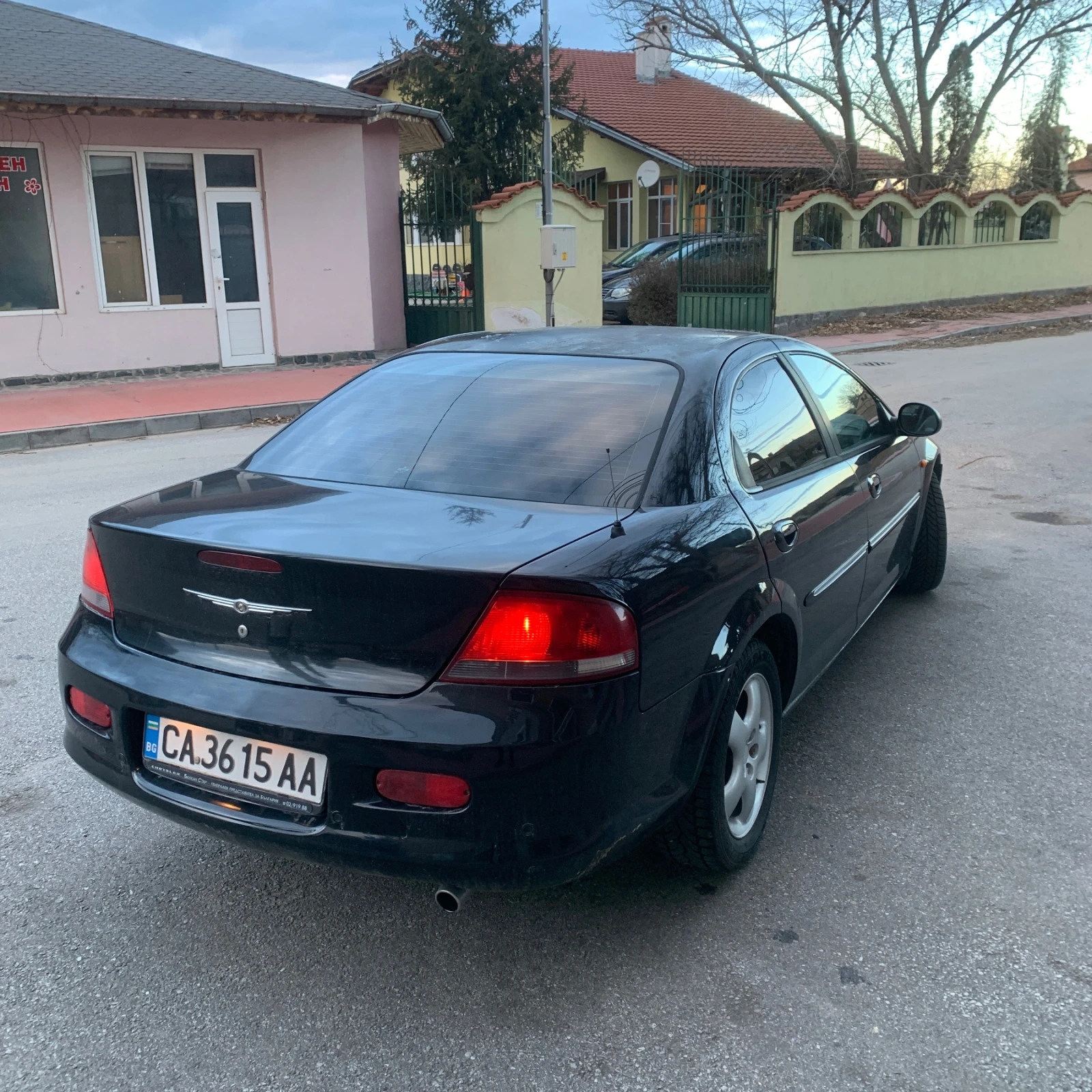 Chrysler Sebring 2.7 i / обслужена / каско / зимни гуми - изображение 4